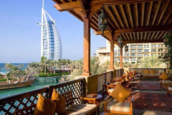 Restaurants offering global cuisine in Dubai