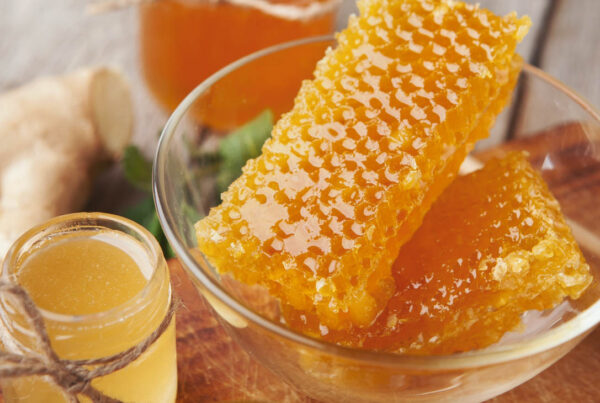 Royal Jelly Honey, Health Benefits and Its Supplements