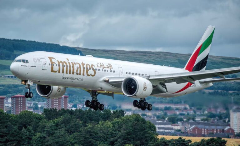 emirates-pilot-salary-captain-first-officer-dubaimatic